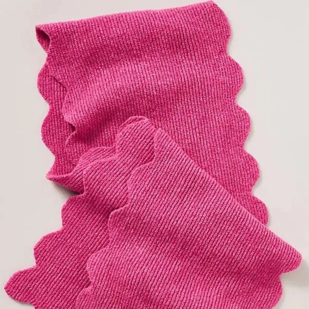 Anthropologie Maeve Scallop Scarf LONG & VERY SOFT nwt PINK
